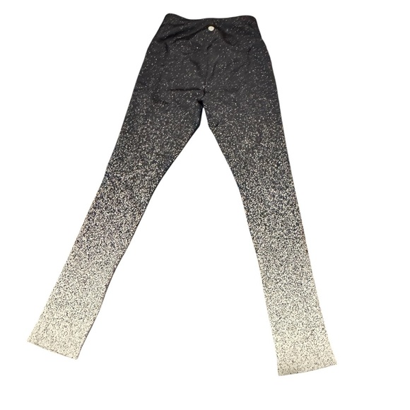 T By TALBOTS STARDUST LEGGINGS BUNDLE Size XS NAVY AND WHITE BLACK AND WHITE - Picture 9 of 15